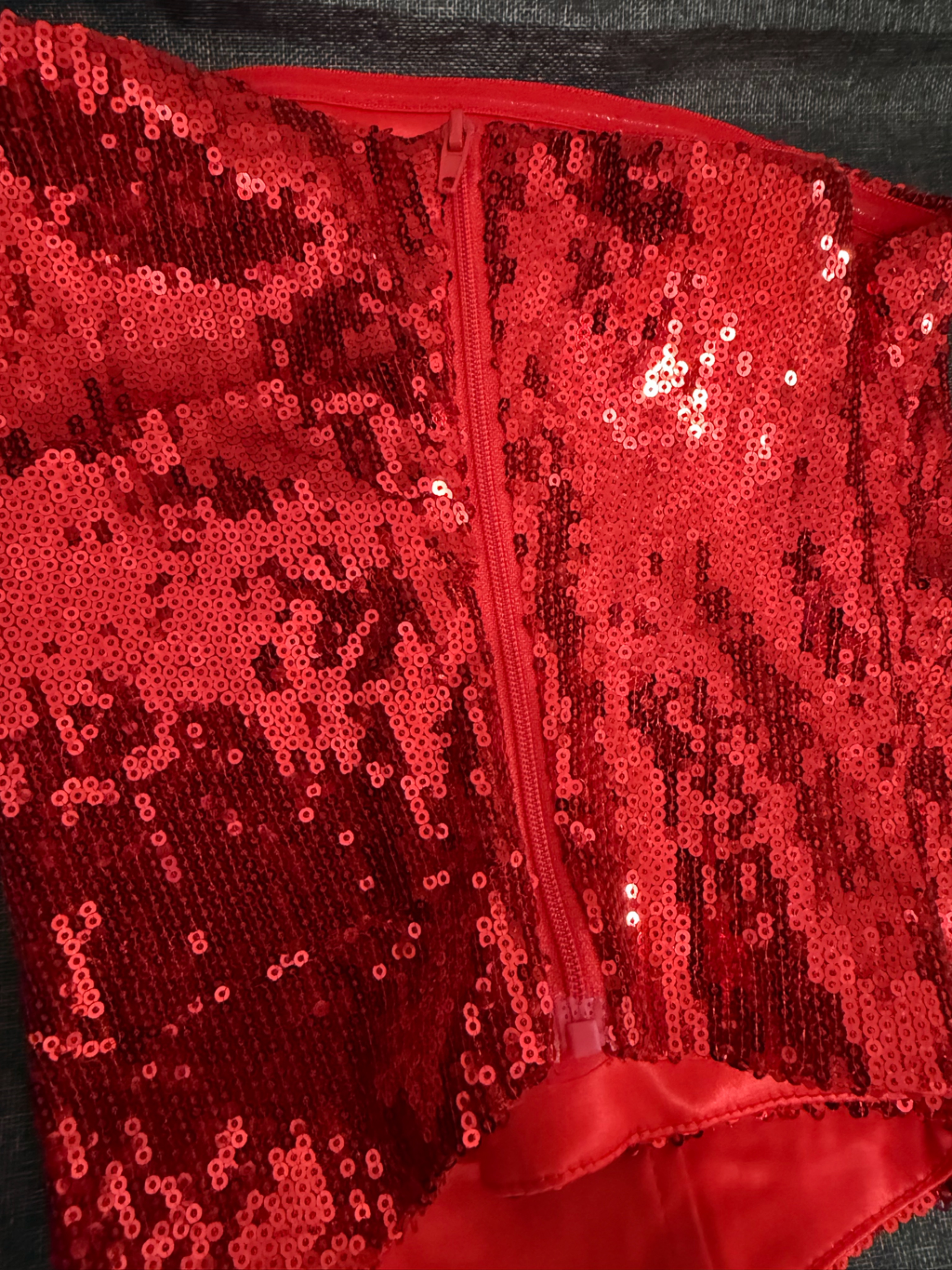 Nwot Finesse Astraia Red Sequin Bandeau Top — image 6 of 8